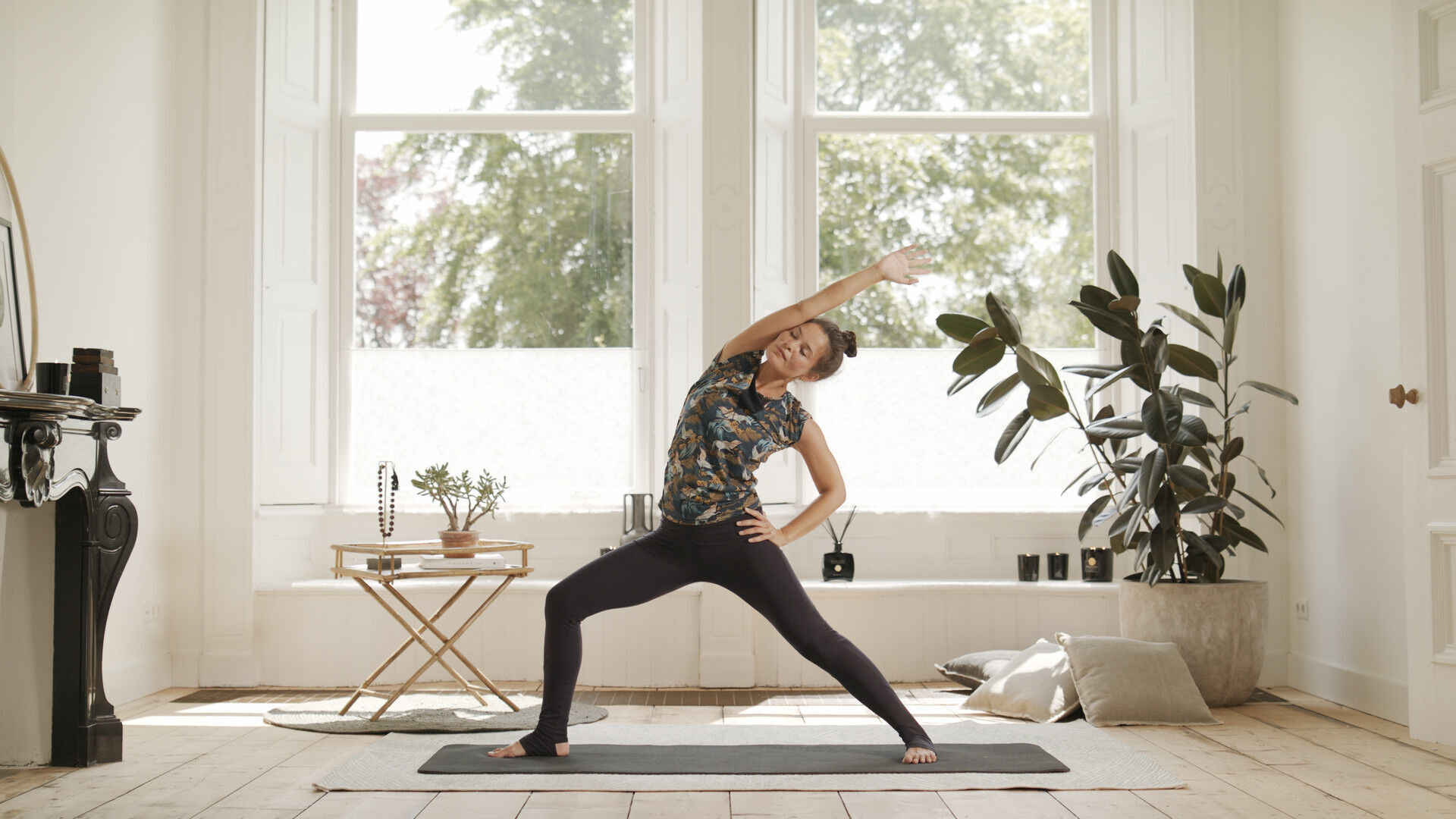 /Magazine/2019/Home/Vinyasa Flow for Balance_02.jpg